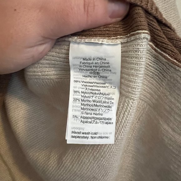 Madewell two-tone colorblock scoop neck sweater - Picture 6 of 6